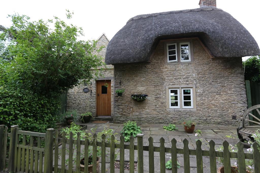 Thatch Cottage 라콕 외부 사진